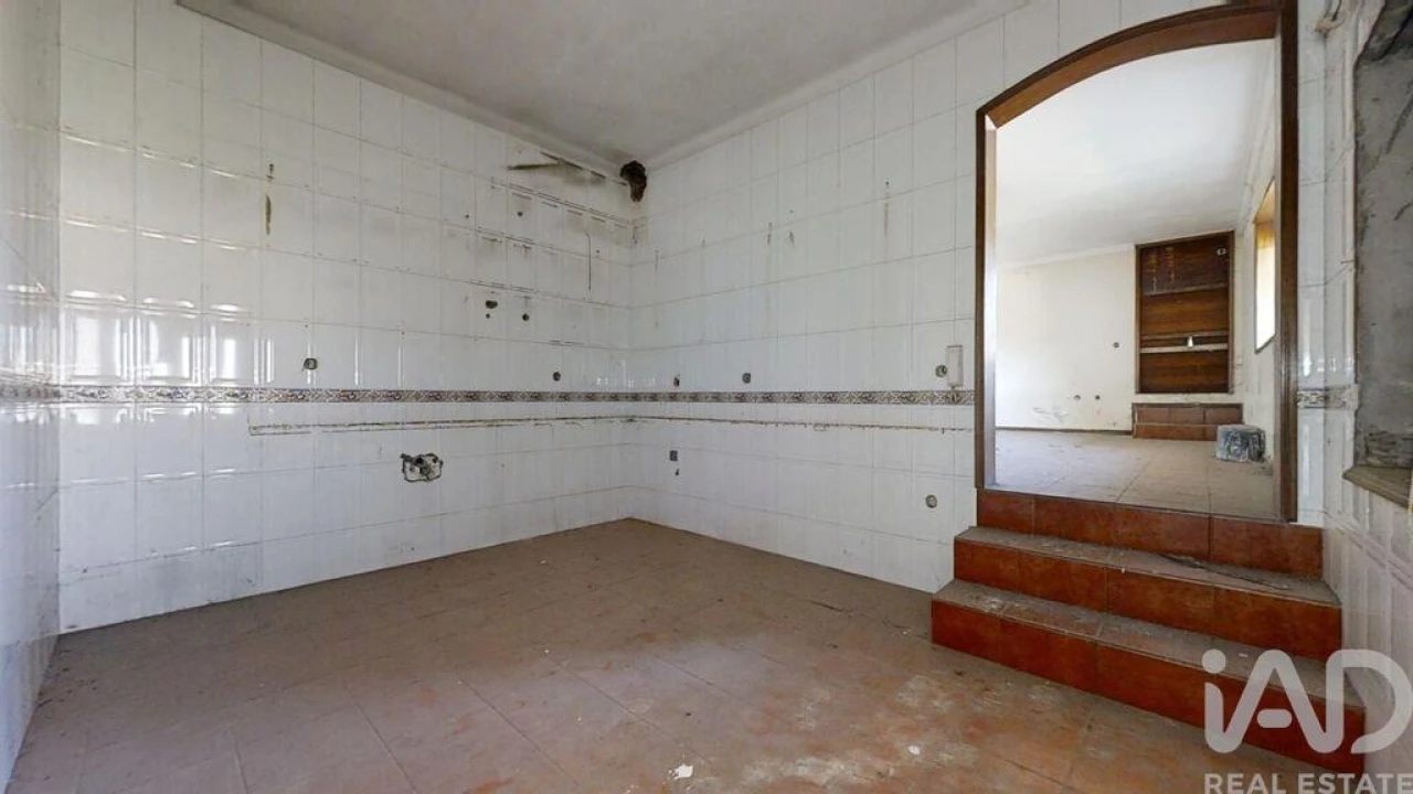 Moradia T8 para Venda em Bougado (São Martinho e Santiago) Foto 36