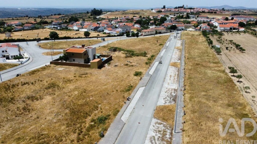 Terreno para Venda em Almeida Foto 28