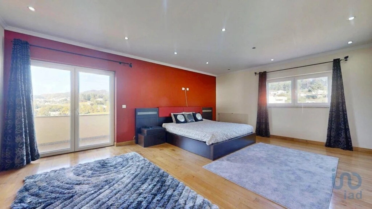 Moradia T4 para Venda em Recezinhos (São Mamede) Foto 13