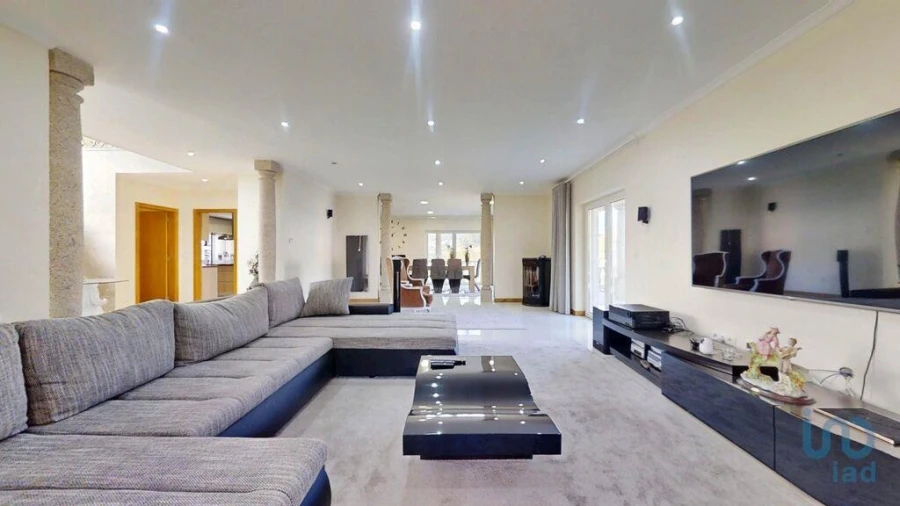 Moradia T4 para Venda em Recezinhos (São Mamede) Foto 5