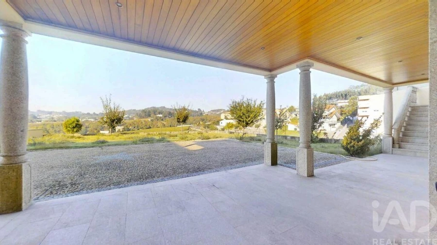 Moradia T4 para Venda em Recezinhos (São Mamede) Foto 19