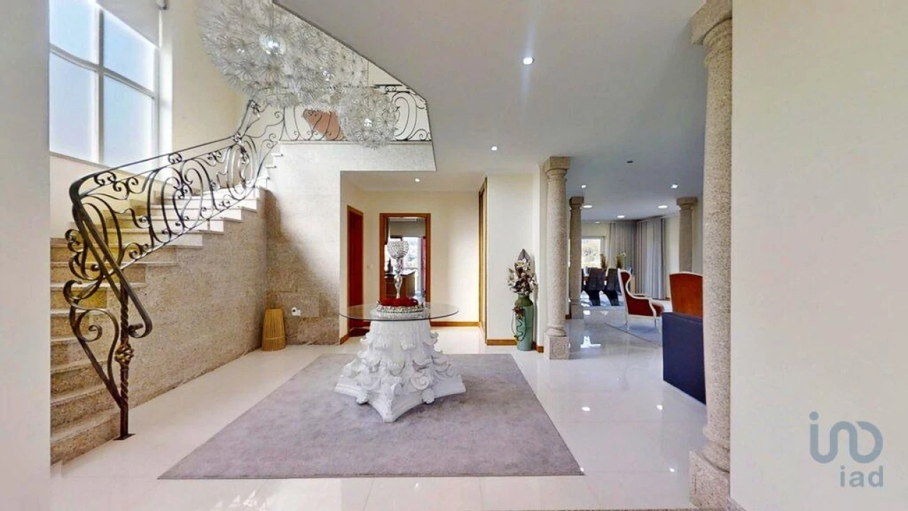 Moradia T4 para Venda em Recezinhos (São Mamede) Foto 2