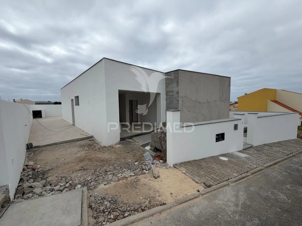 Moradia T3 para Venda em Porto Santo Foto 1