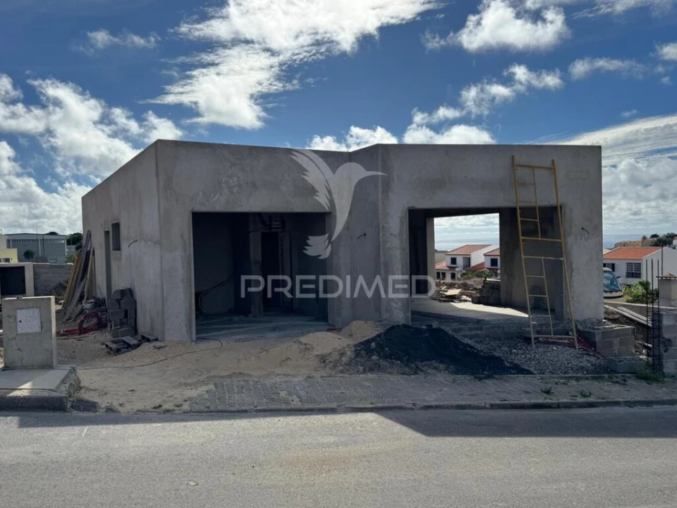 Moradia T3 para Venda em Porto Santo Foto 2