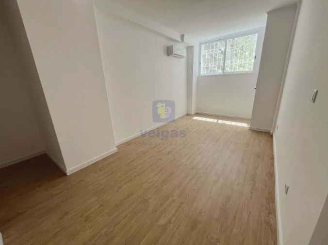 Apartamento T3 para Venda em Águas Livres Foto 8