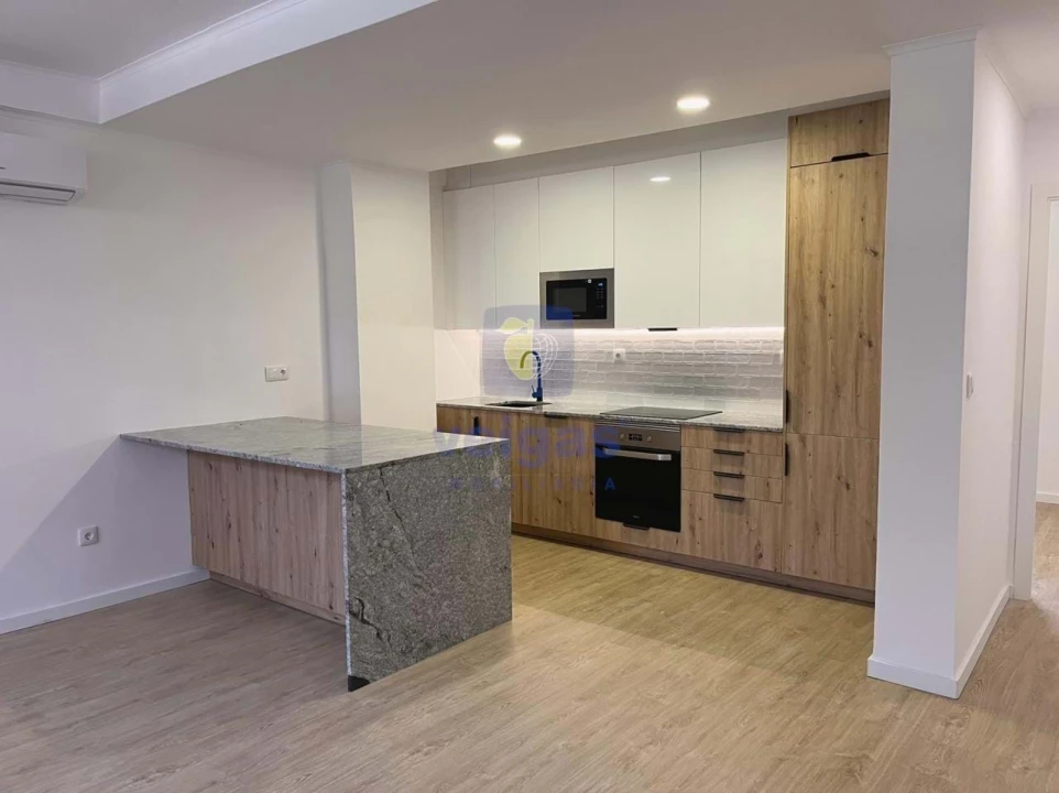 Apartamento T3 para Venda em Águas Livres Foto 2