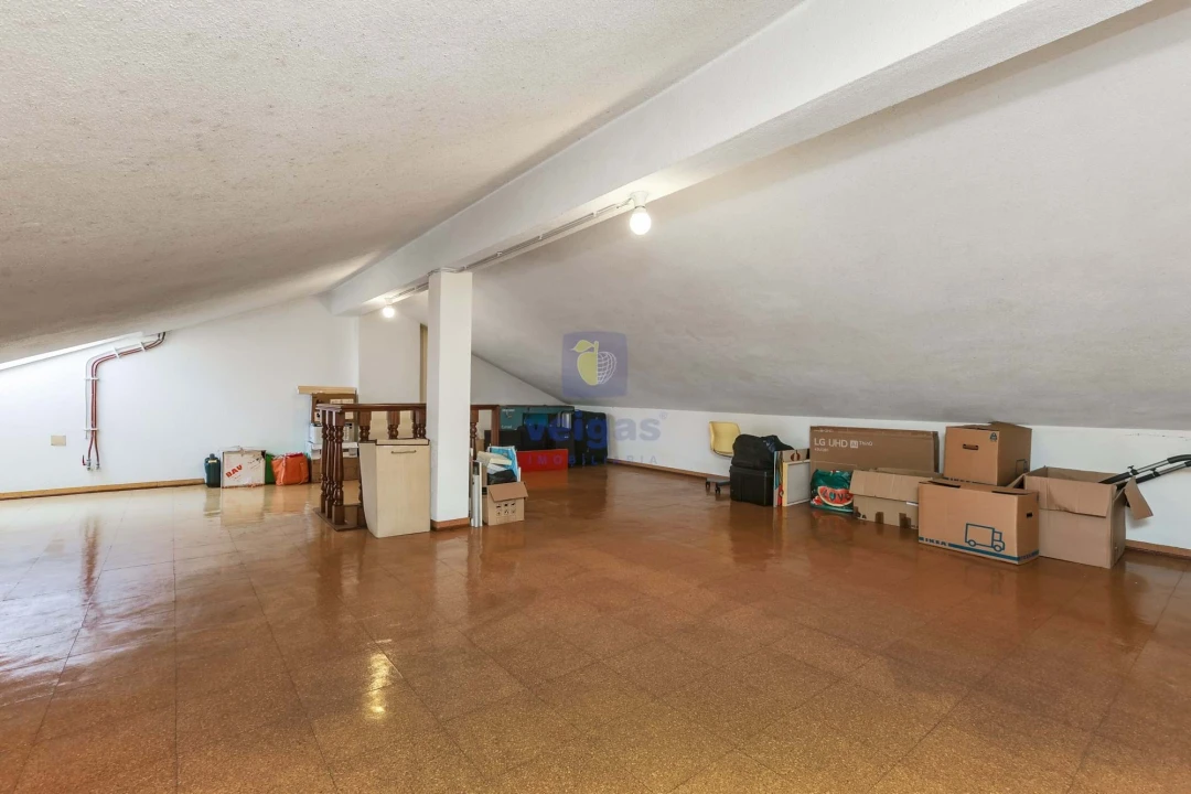 Moradia T4 para Venda em Santo Antão e São Julião do Tojal Foto 44