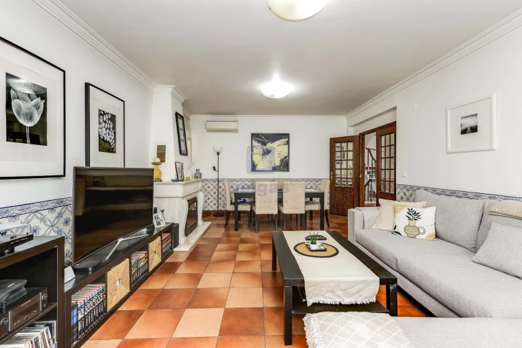 Moradia T4 para Venda em Santo Antão e São Julião do Tojal Foto 20