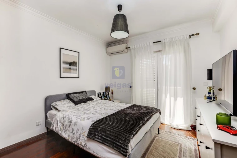 Moradia T4 para Venda em Santo Antão e São Julião do Tojal Foto 8