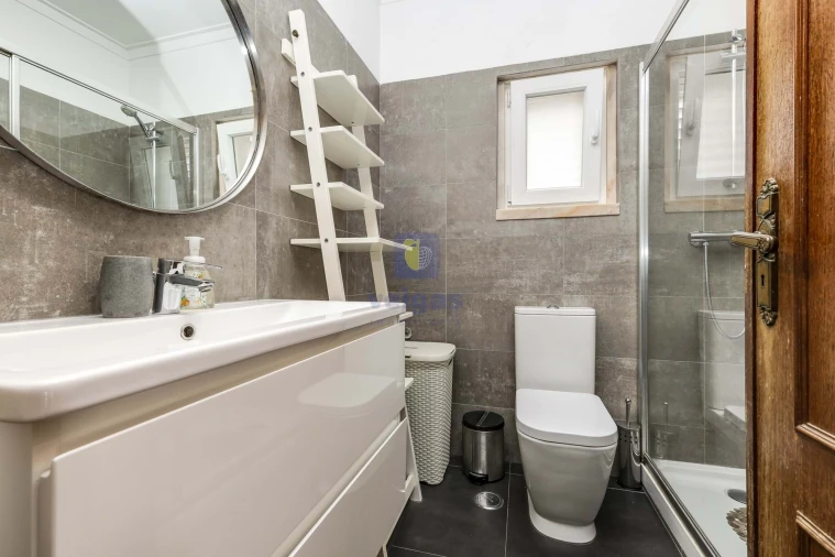 Moradia T4 para Venda em Santo Antão e São Julião do Tojal Foto 39