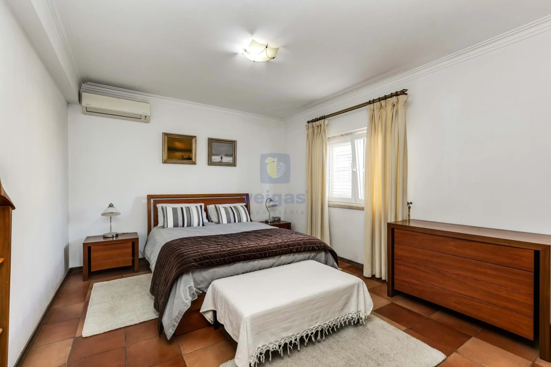 Moradia T4 para Venda em Santo Antão e São Julião do Tojal Foto 15