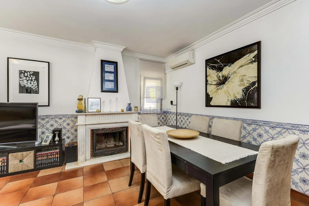 Moradia T4 para Venda em Santo Antão e São Julião do Tojal Foto 23