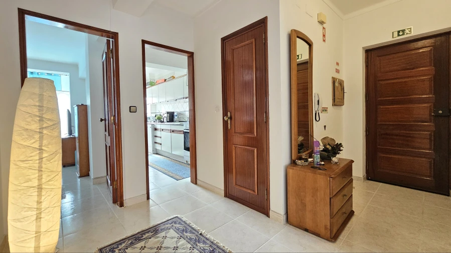 Apartamento T2 para Venda em Atouguia da Baleia Foto 3