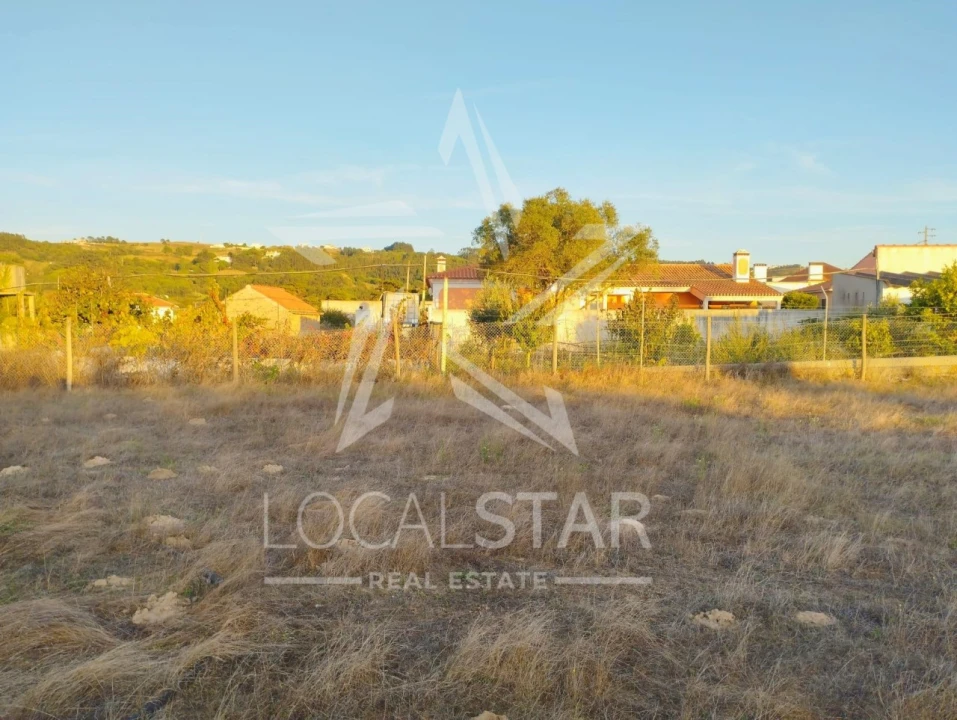 Terreno para Venda em Alfeizerão Foto 2