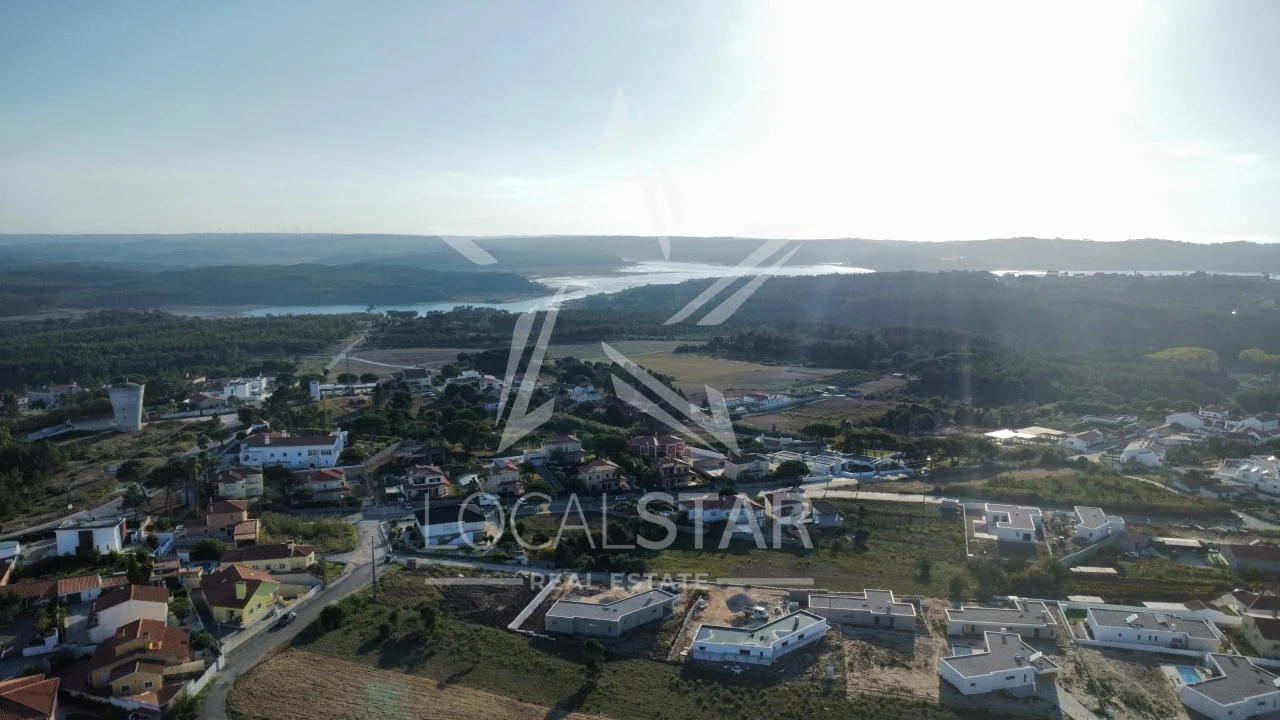 Moradia T3 para Venda em Caldas da Rainha - Santo Onofre e Serra do Bouro Foto 12