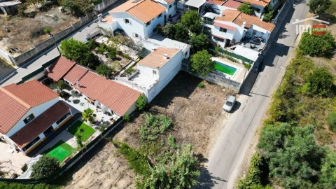 Terreno P/ Prédio para Venda em Azeitão (São Lourenço e São Simão)