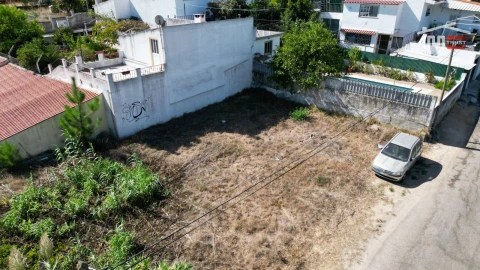 Terreno P/ Prédio para Venda em Azeitão (São Lourenço e São Simão)