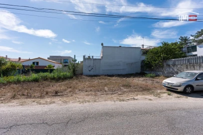 Terreno P/ Prédio para Venda em Azeitão (São Lourenço e São Simão)