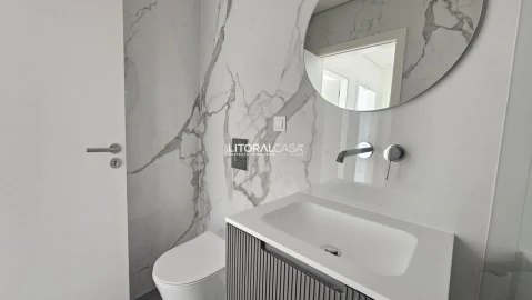 Apartamento T2 para Venda em Esgueira