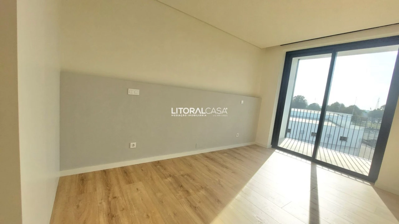 Apartamento T2 para Venda em Esgueira Foto 6