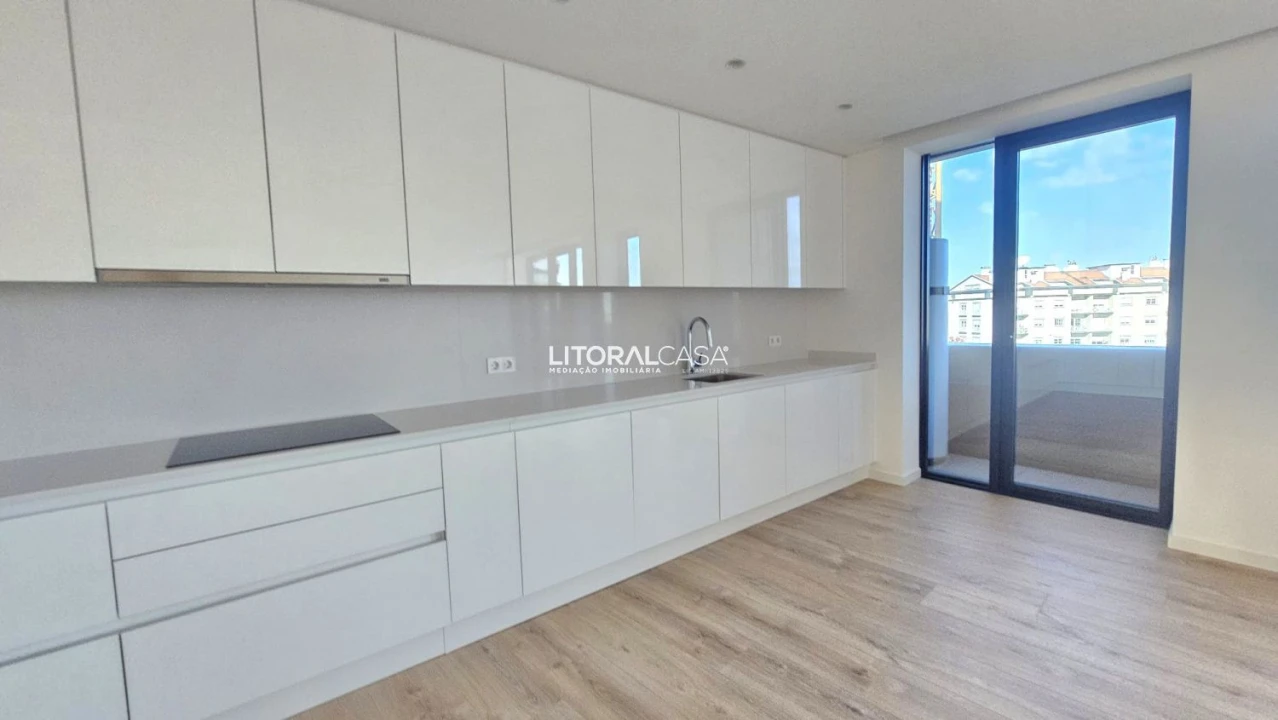 Apartamento T2 para Venda em Esgueira Foto 2