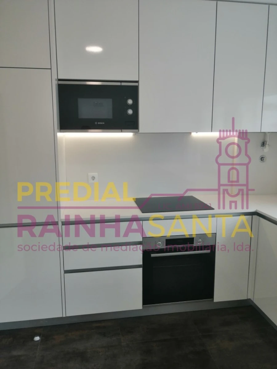 Apartamento T3 para Venda em Eiras e São Paulo de Frades Foto 1