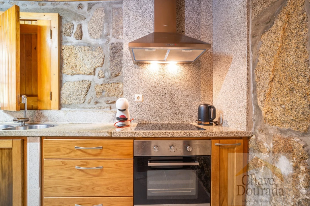 Negócio para Venda em Vouzela e Paços de Vilharigues Foto 36