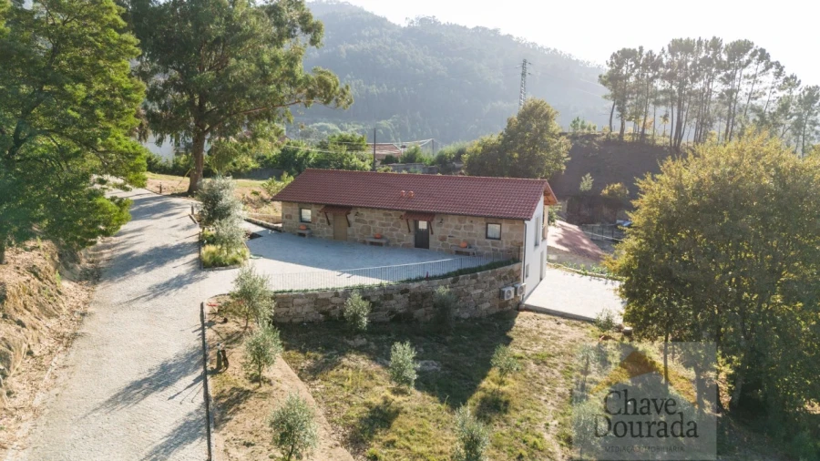 Negócio para Venda em Vouzela e Paços de Vilharigues Foto 14