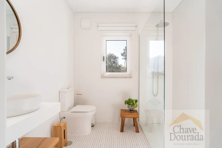 Negócio para Venda em Vouzela e Paços de Vilharigues Foto 19