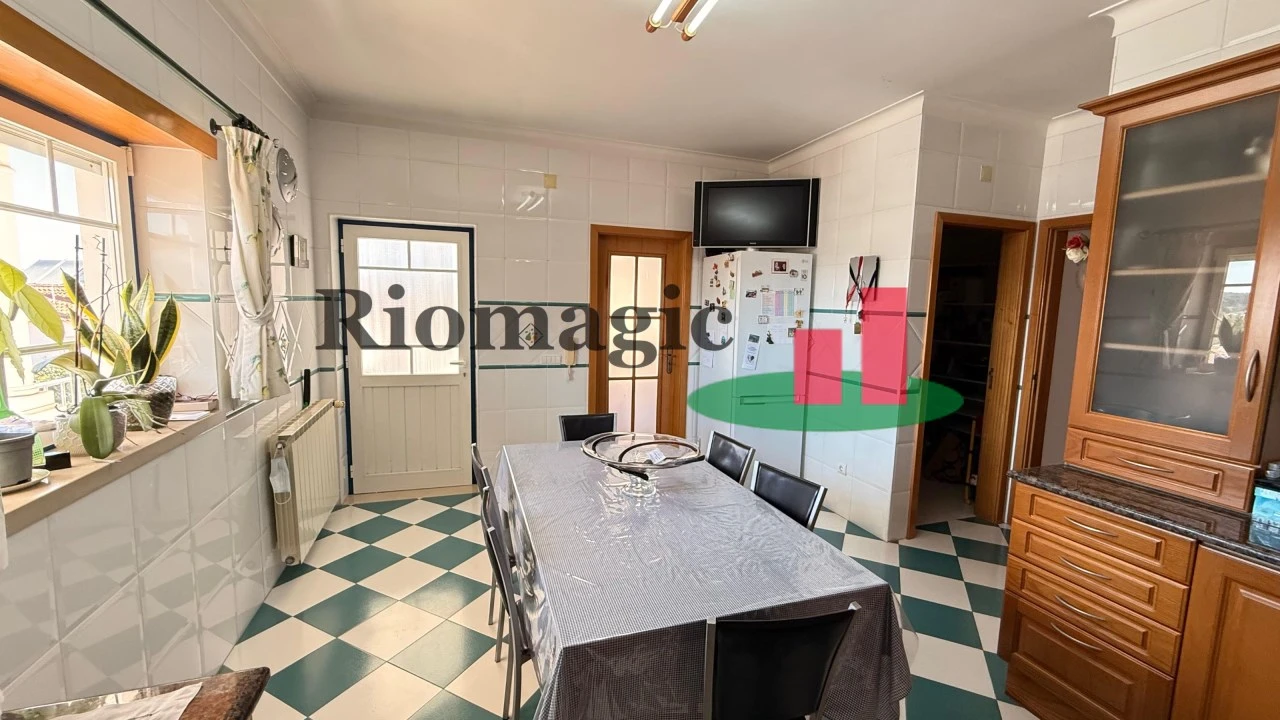 Moradia T5 para Venda em Rio Maior Foto 15