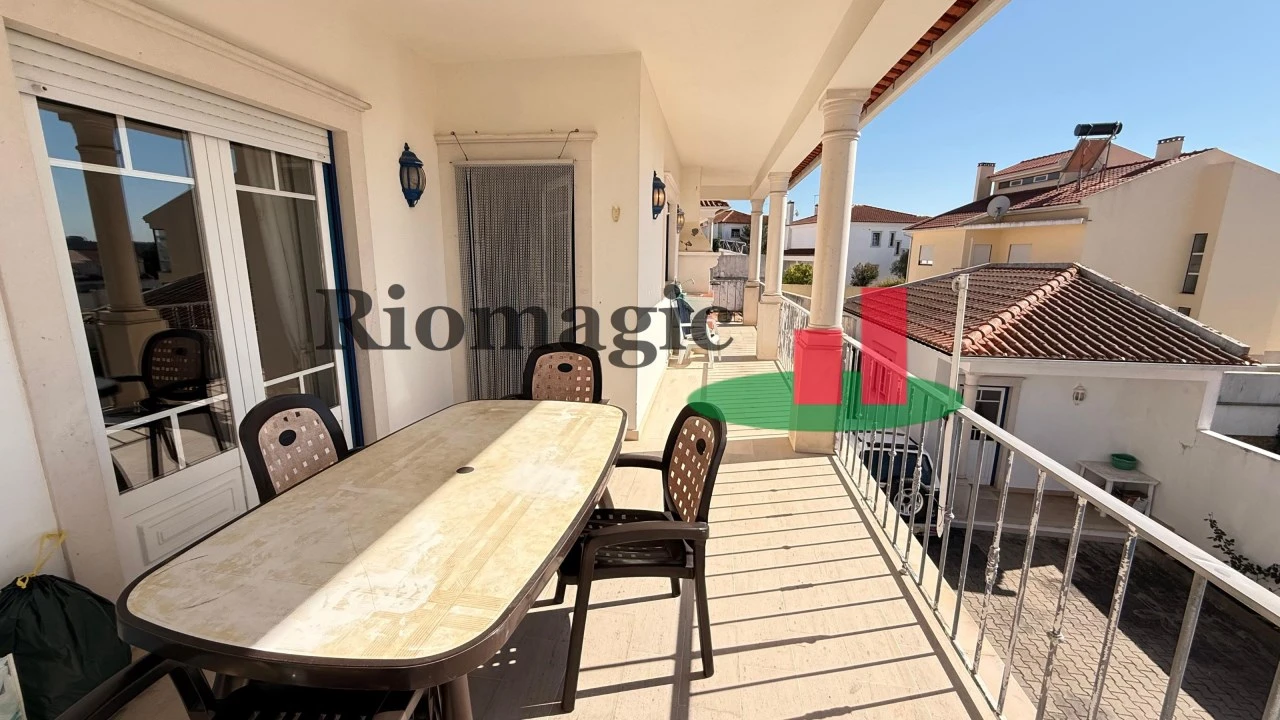 Moradia T5 para Venda em Rio Maior Foto 19