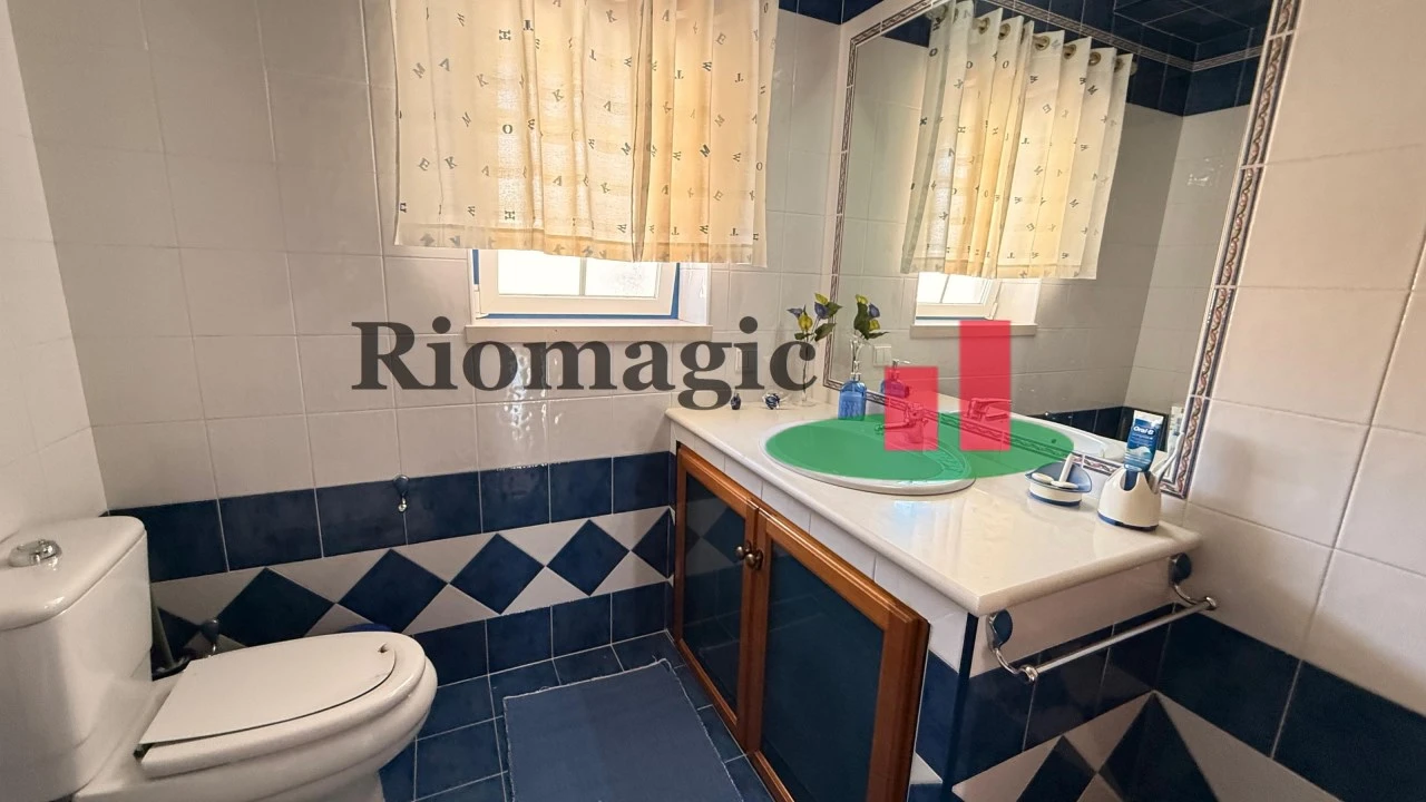 Moradia T5 para Venda em Rio Maior Foto 36