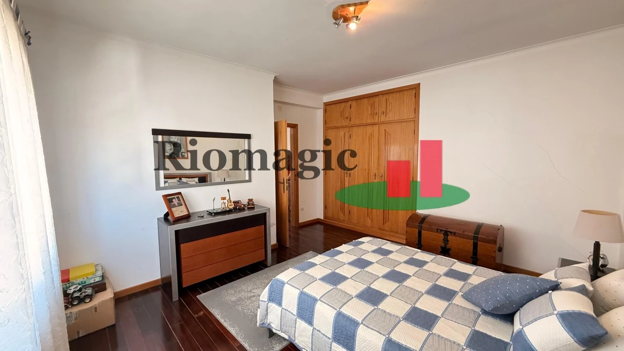 Moradia T5 para Venda em Rio Maior Foto 38