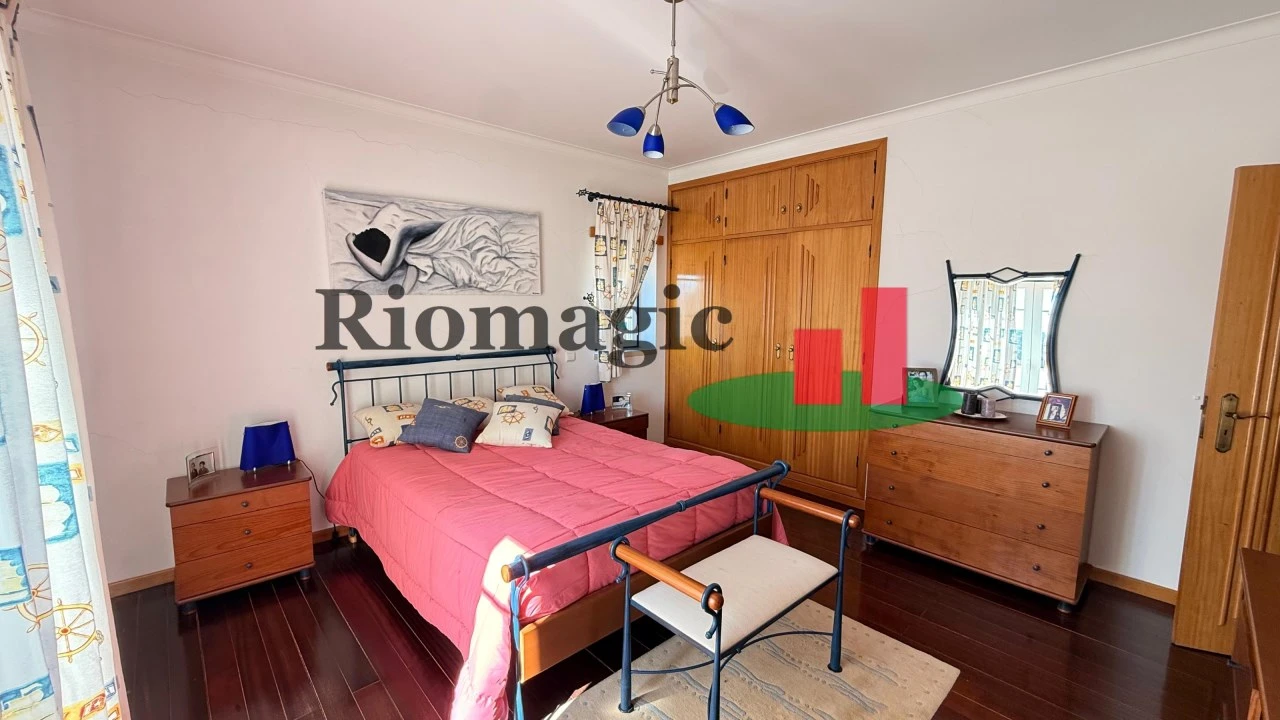 Moradia T5 para Venda em Rio Maior Foto 40