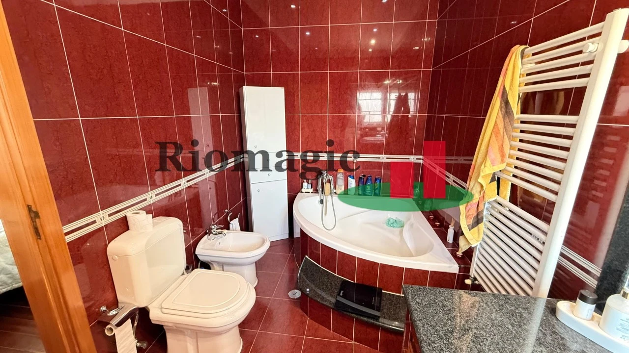 Moradia T5 para Venda em Rio Maior Foto 47