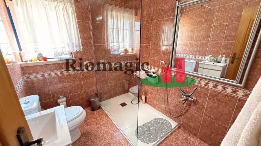 Moradia T5 para Venda em Rio Maior Foto 28