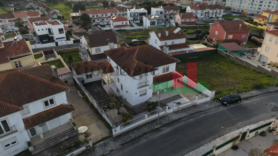 Moradia T5 para Venda em Rio Maior Foto 5