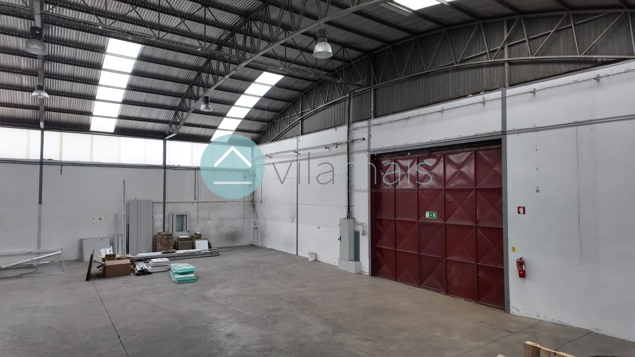 Armazém para Arrendamento em Grijó e Sermonde Foto 9