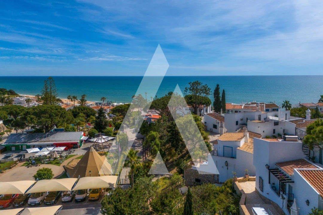 Moradia T3 para Venda em Almancil Foto 8