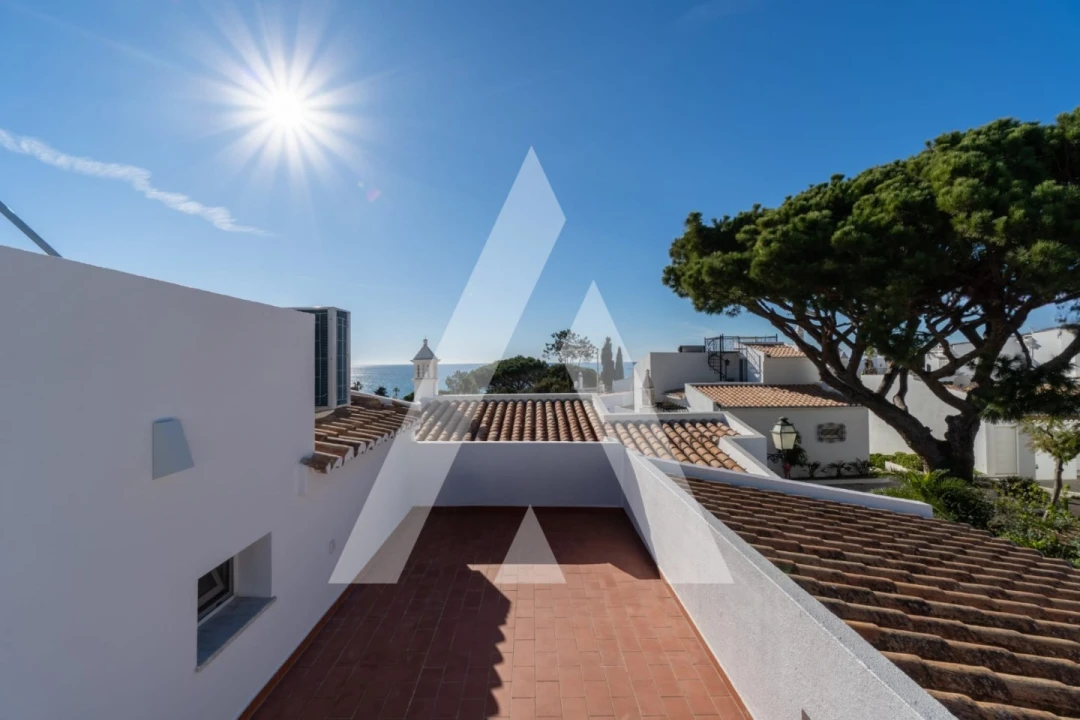 Moradia T3 para Venda em Almancil Foto 12