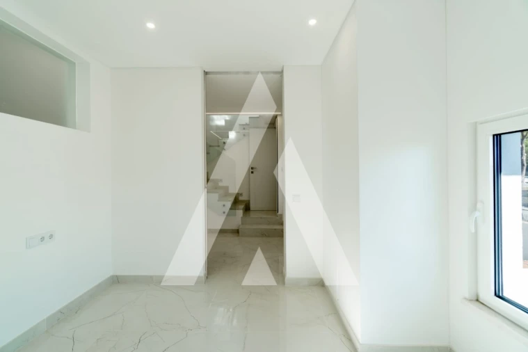 Moradia T3 para Venda em Almancil Foto 25