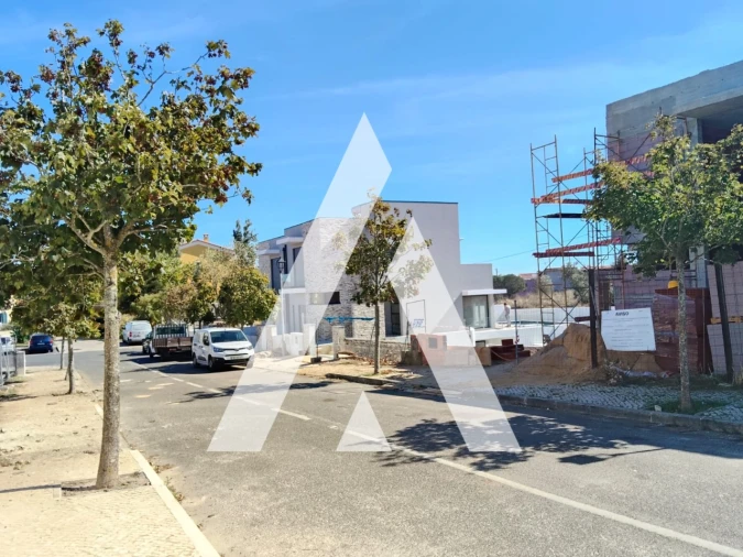 Moradia T4 para Venda em Rio de Mouro Foto 25