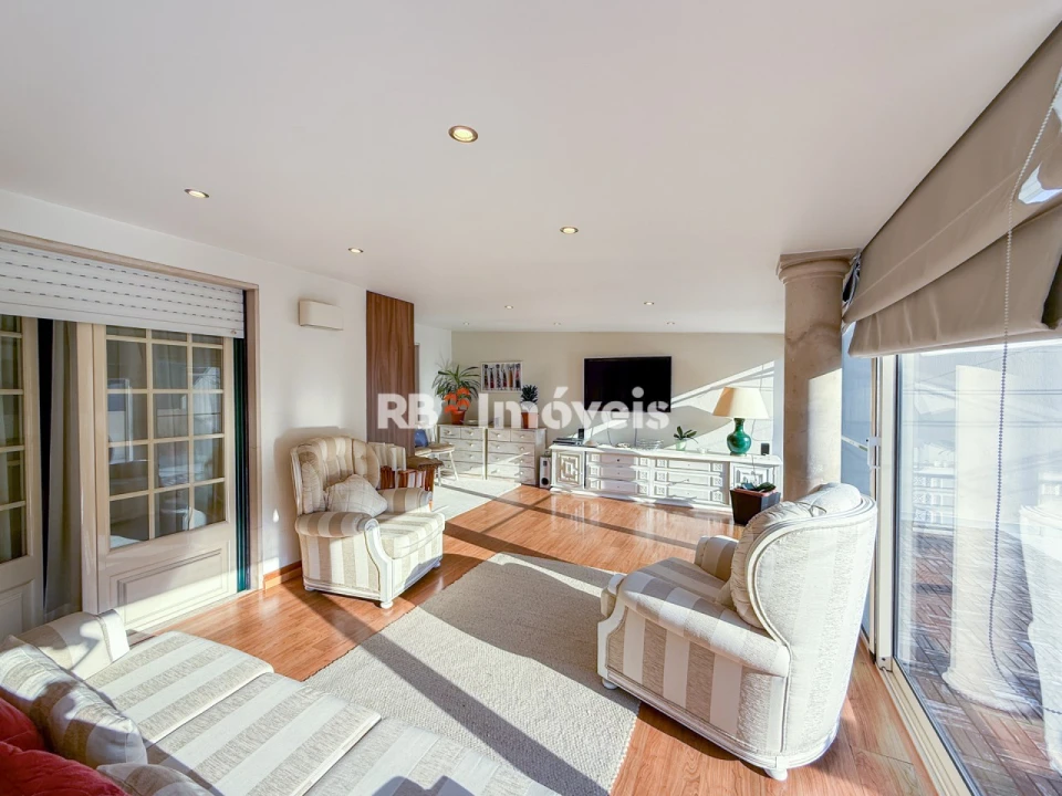 Apartamento T3 para Venda em Torres Novas (Santa Maria, Salvador e Santiago) Foto 1