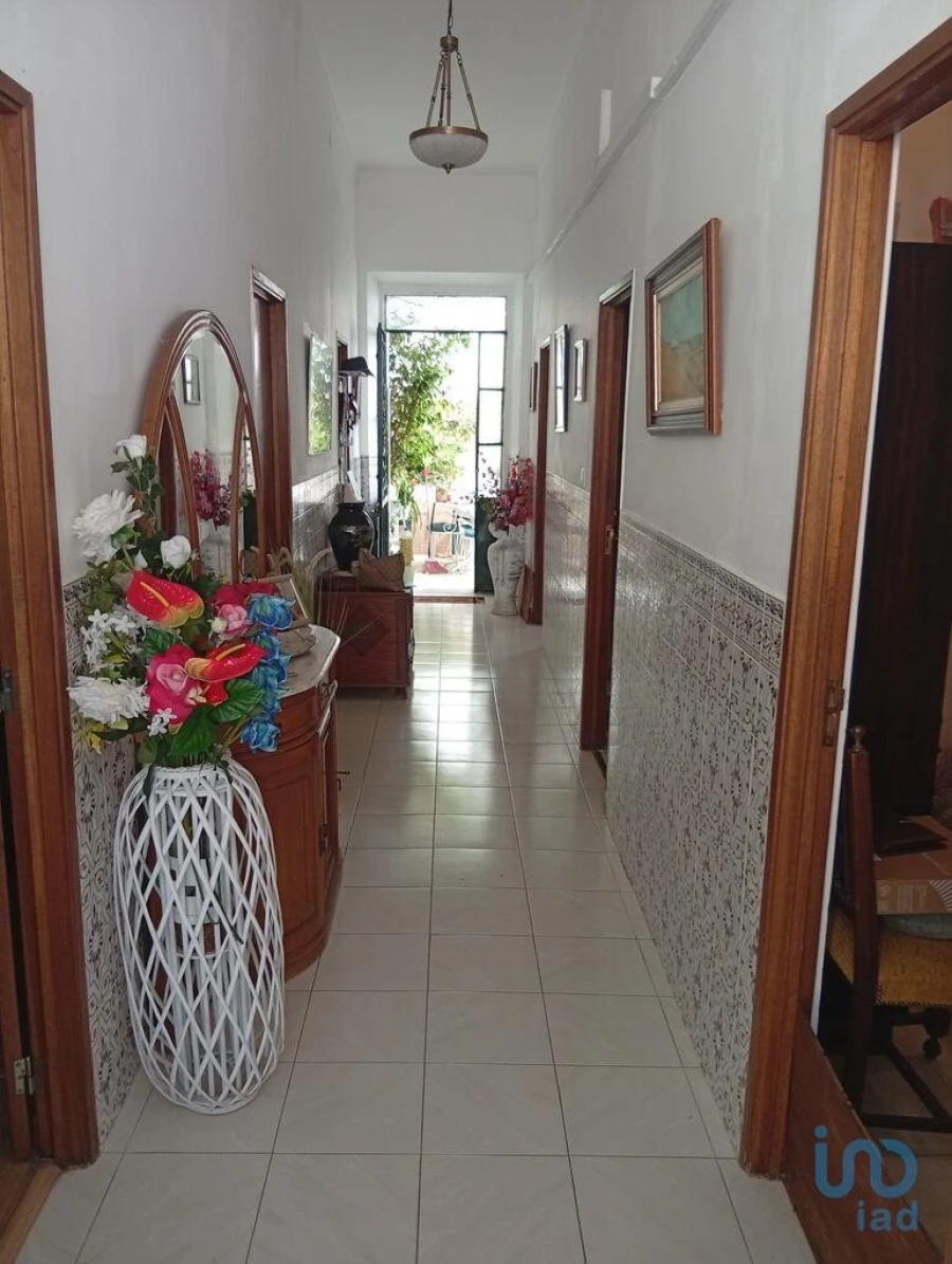 Moradia T4 para Venda em Loule (São Sebastião) Foto 6