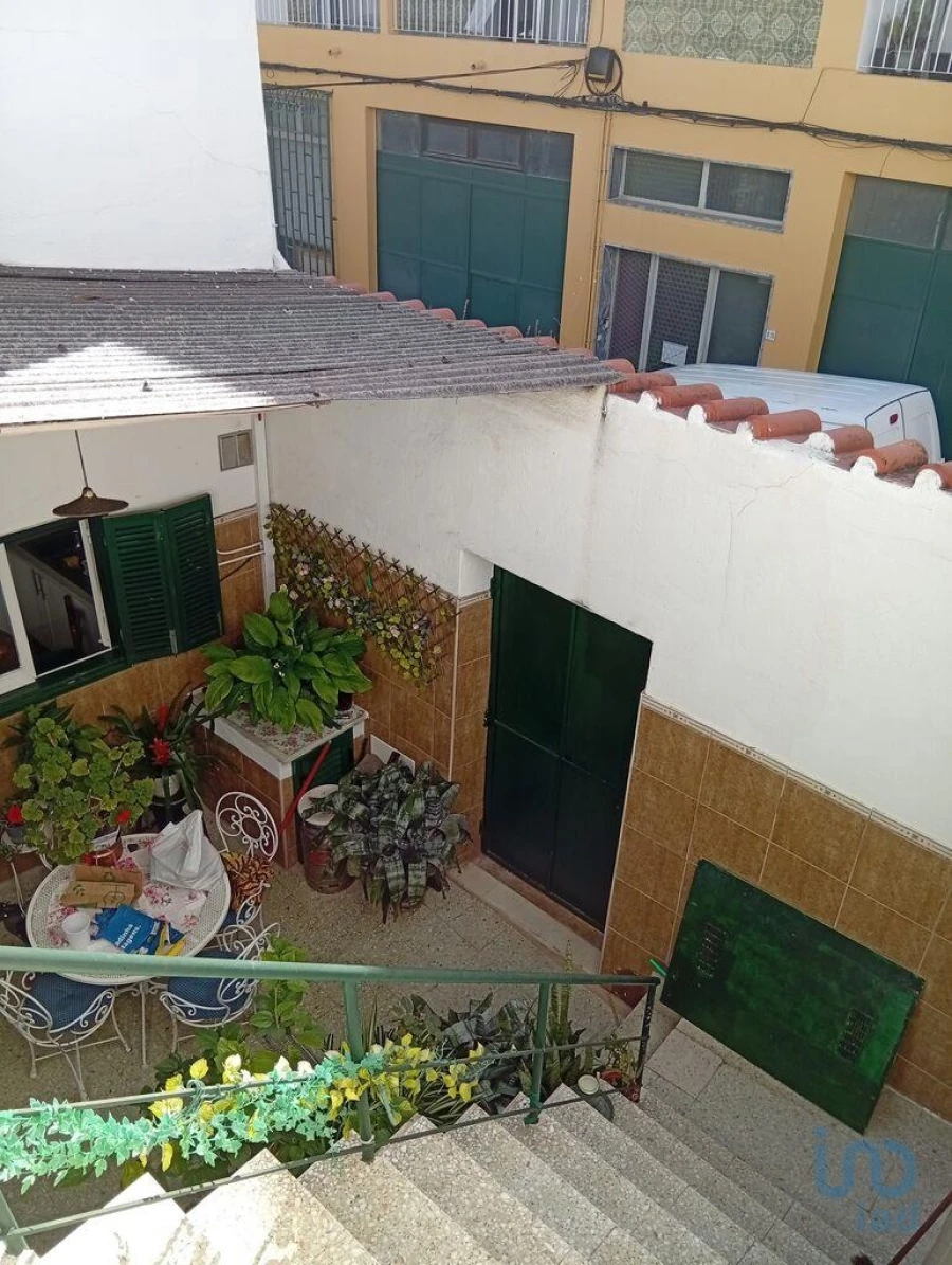 Moradia T4 para Venda em Loule (São Sebastião) Foto 5