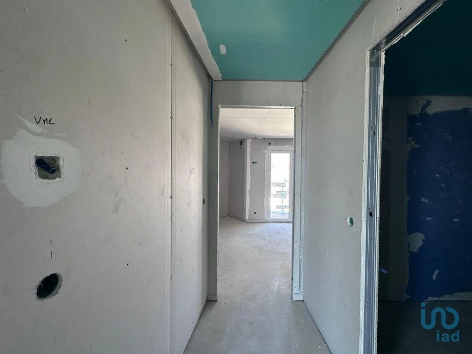 Apartamento T3 para Venda em Atouguia da Baleia Foto 13