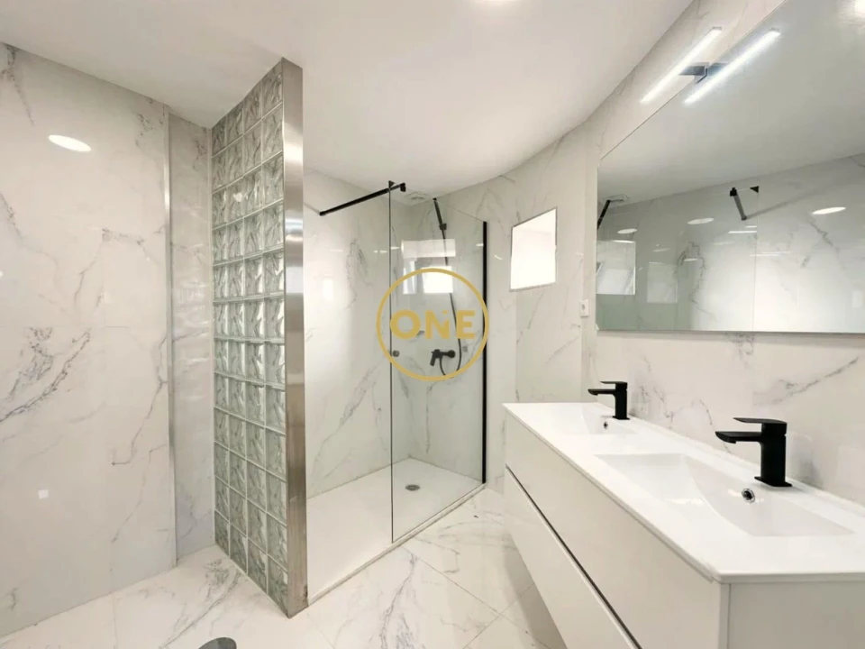 Moradia T4 para Venda em Campanhã Foto 14