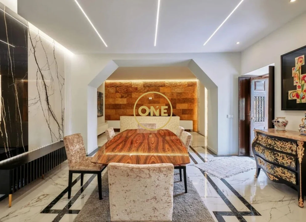 Moradia T4 para Venda em Campanhã Foto 3