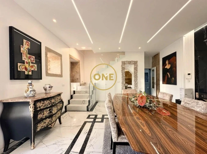 Moradia T4 para Venda em Campanhã Foto 5