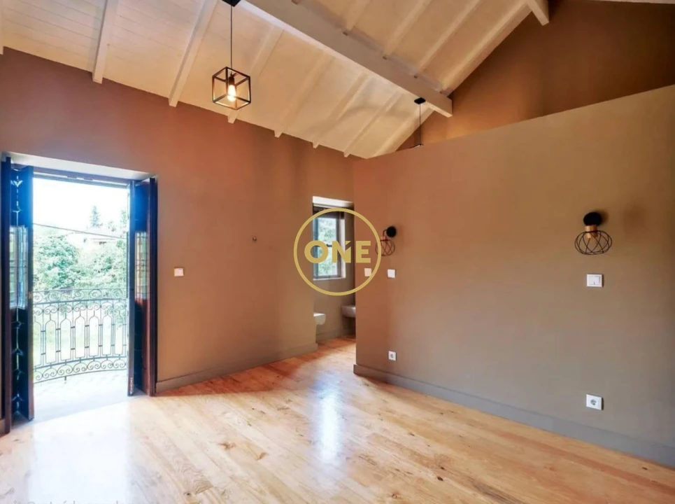 Moradia T4 para Venda em Campanhã Foto 18